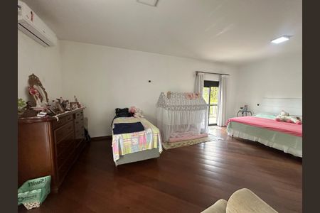 Casa de condomínio para alugar com 833m², 7 quartos e 6 vagasSuíte 4