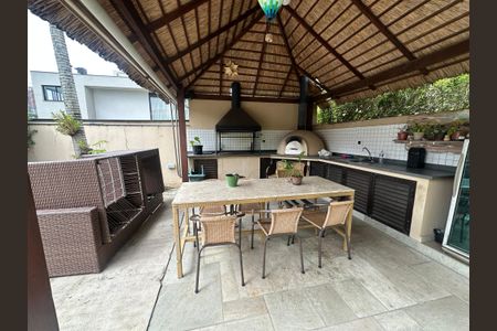 Casa de condomínio para alugar com 833m², 7 quartos e 6 vagasChurrasqueira