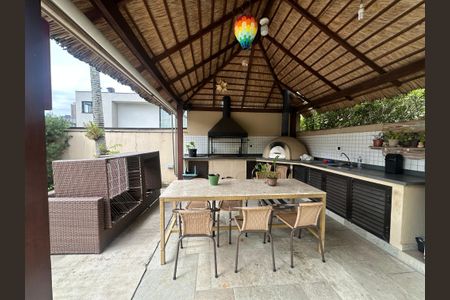 Casa de condomínio para alugar com 833m², 7 quartos e 6 vagasChurrasqueira