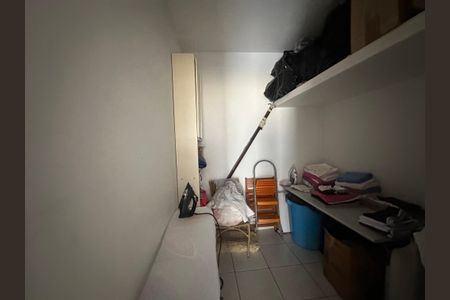 Casa de condomínio para alugar com 833m², 7 quartos e 6 vagasQuarto de Serviço