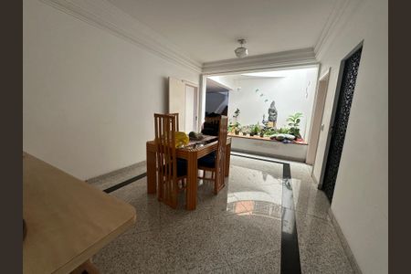 Casa de condomínio para alugar com 833m², 7 quartos e 6 vagasSala de Almoço