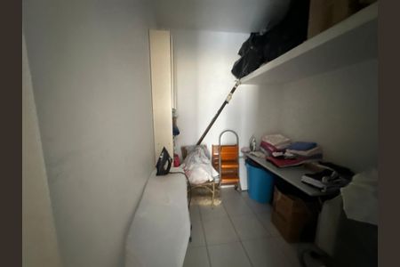 Casa de condomínio para alugar com 833m², 7 quartos e 6 vagasQuarto de Serviço