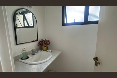 Casa de condomínio para alugar com 833m², 7 quartos e 6 vagasLavabo