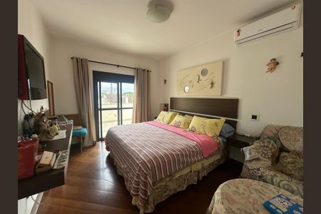 Casa de condomínio para alugar com 833m², 7 quartos e 6 vagasSuíte 3