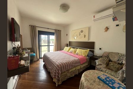 Casa de condomínio para alugar com 833m², 7 quartos e 6 vagasSuíte 3