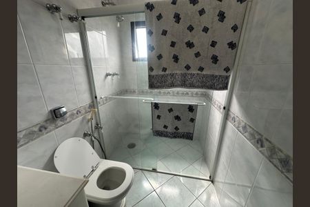 Casa de condomínio para alugar com 833m², 7 quartos e 6 vagasBanheiro da Suíte 2