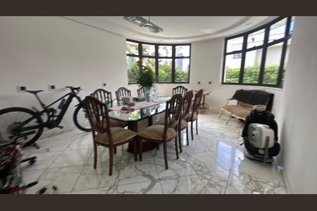 Casa de condomínio para alugar com 833m², 7 quartos e 6 vagasSala de Jantar