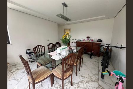 Casa de condomínio para alugar com 833m², 7 quartos e 6 vagasSala de Jantar