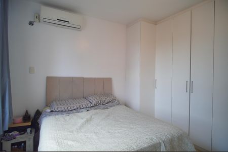 Quarto de apartamento à venda com 1 quarto, 75m² em Centro, São Leopoldo