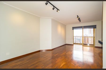Apartamento à venda com 128m², 3 quartos e 2 vagas Apartamento à venda com 128m², 3 quartos e 2 vagasSala de Jantar