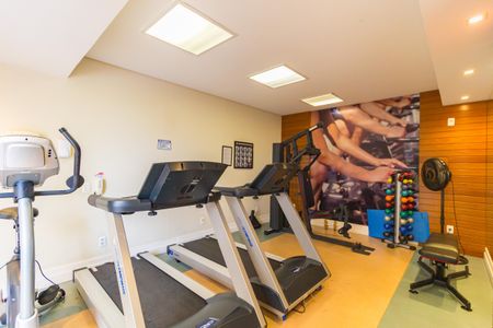 Apartamento à venda com 128m², 3 quartos e 2 vagas Apartamento à venda com 128m², 3 quartos e 2 vagasAcademia