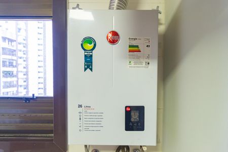 Apartamento à venda com 128m², 3 quartos e 2 vagas Apartamento à venda com 128m², 3 quartos e 2 vagasDetalhe - Área de Serviço