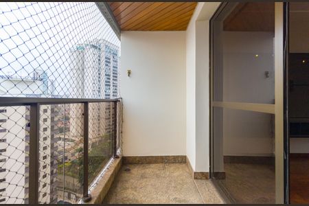 Varanda de apartamento à venda com 3 quartos, 128m² em Vila Regente Feijó, São Paulo