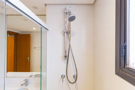 Apartamento à venda com 128m², 3 quartos e 2 vagas Apartamento à venda com 128m², 3 quartos e 2 vagasDetalhe Banheiro - Social