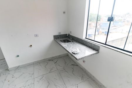 Cozinha de kitnet/studio para alugar com 1 quarto, 27m² em Jardim Clementino, Taboão da Serra