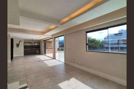 Apartamento para alugar com 4 quartos, 300m² em Recreio dos Bandeirantes, Rio de Janeiro