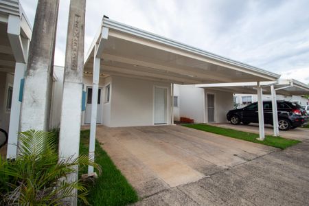 Casa de condomínio para alugar com 91m², 3 quartos e sem vaga Casa de condomínio para alugar com 91m², 3 quartos e sem vagaFachada da Casa
