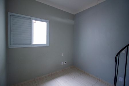 Casa de condomínio para alugar com 91m², 3 quartos e sem vaga Casa de condomínio para alugar com 91m², 3 quartos e sem vagaQuarto 1