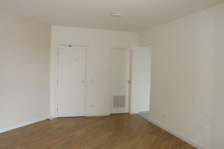 Apartamento para alugar com 3 quartos, 91m² em Jardim Branca Flor, Embu das Artes