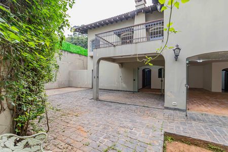 Casa à venda com 309m², 4 quartos e 8 vagasJardim