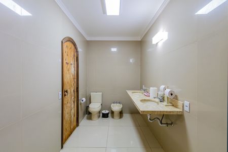 Casa à venda com 309m², 4 quartos e 8 vagasSuite 02 - Banheiro
