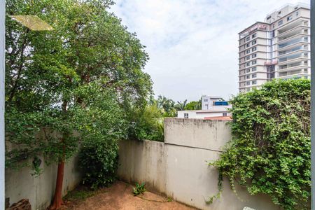 Casa à venda com 309m², 4 quartos e 8 vagasSuite 02 - Vista