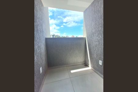 Apartamento para alugar com 71m², 2 quartos e 2 vagasÁrea externa