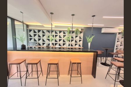 Apartamento para alugar com 71m², 2 quartos e 2 vagasÁrea externa