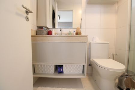 Apartamento para alugar com 117m², 3 quartos e 2 vagasBanheiro da suíte