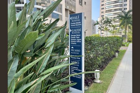 Apartamento para alugar com 117m², 3 quartos e 2 vagas Apartamento para alugar com 117m², 3 quartos e 2 vagasÁrea comum