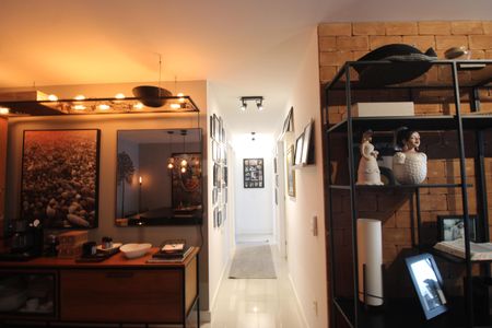 Apartamento para alugar com 117m², 3 quartos e 2 vagasSala - Corredor 