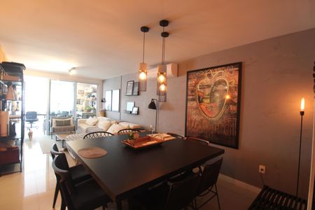 Apartamento para alugar com 117m², 3 quartos e 2 vagasSala