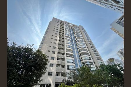 Apartamento para alugar com 117m², 3 quartos e 2 vagas Apartamento para alugar com 117m², 3 quartos e 2 vagasFachada do bloco