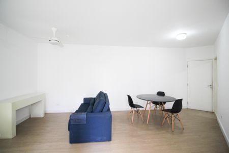 Apartamento para alugar com 76m², 3 quartos e 1 vagaSala