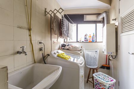 Apartamento à venda com 76m², 3 quartos e 1 vagaÁrea de Serviço