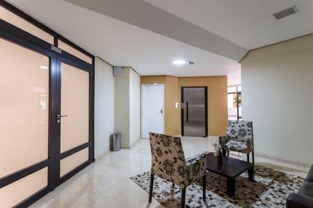 Apartamento à venda com 76m², 3 quartos e 1 vagaHall social