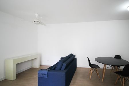 Apartamento para alugar com 76m², 3 quartos e 1 vagaSala