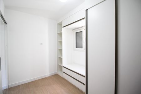 Apartamento para alugar com 76m², 3 quartos e 1 vagaQuarto 1