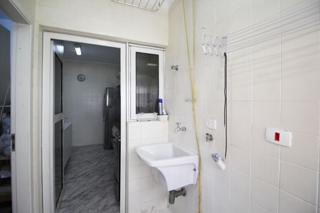 Apartamento para alugar com 76m², 3 quartos e 1 vagaÁrea de Serviço