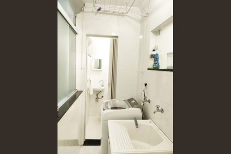 Apartamento para alugar com 67m², 3 quartos e 1 vaga Apartamento para alugar com 67m², 3 quartos e 1 vagaBanheiro