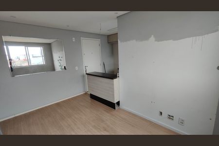 Sala de apartamento para alugar com 2 quartos, 50m² em Itaquera, São Paulo