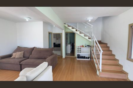 Casa para alugar com 800m², 8 quartos e 10 vagasSala