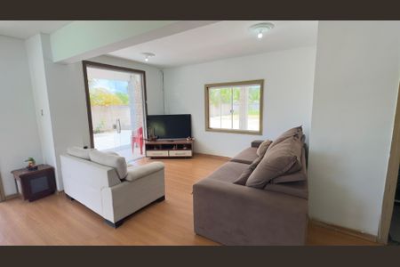 Casa para alugar com 800m², 8 quartos e 10 vagasSala