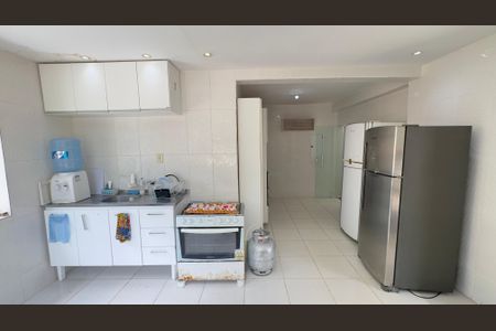 Casa para alugar com 800m², 8 quartos e 10 vagasCozinha