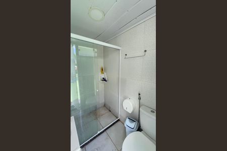 Casa para alugar com 800m², 8 quartos e 10 vagasBanheiro 1