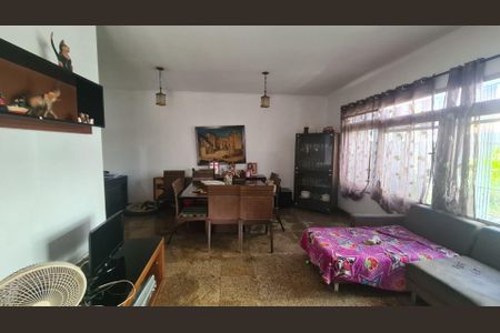 Casa à venda com 5 quartos, 250m² em Santa Paula, São Caetano do Sul