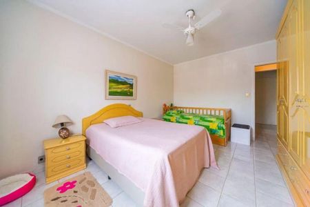 Casa à venda com 2 quartos, 140m² em Vila Scarpelli, Santo André