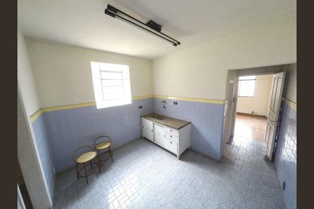Casa à venda com 2 quartos, 400m² em Jardim, Santo André