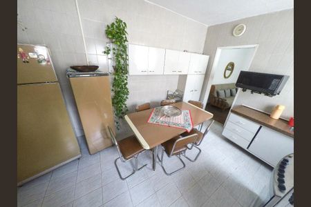 Casa à venda com 2 quartos, 400m² em Jardim, Santo André