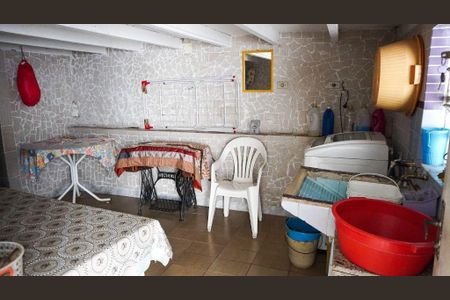 Casa à venda com 2 quartos, 400m² em Jardim, Santo André